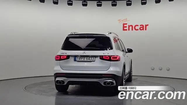 Mercedes-Benz GLB-Class — Фото автомобиля 4