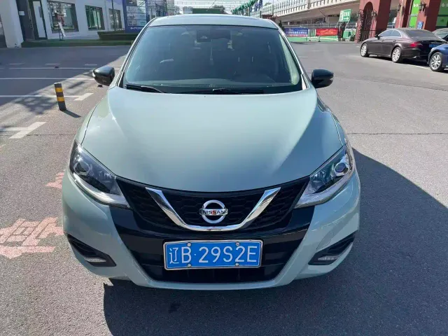 Nissan Tiida — Фото автомобиля 2