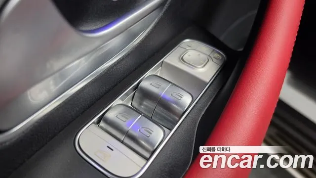 Mercedes-Benz GLE-Class — Фото автомобиля 30