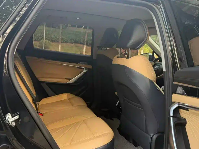 Geely Boyue L — Фото автомобиля 9