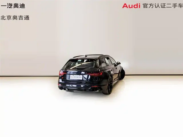 Audi RS 4 — Фото автомобиля 11