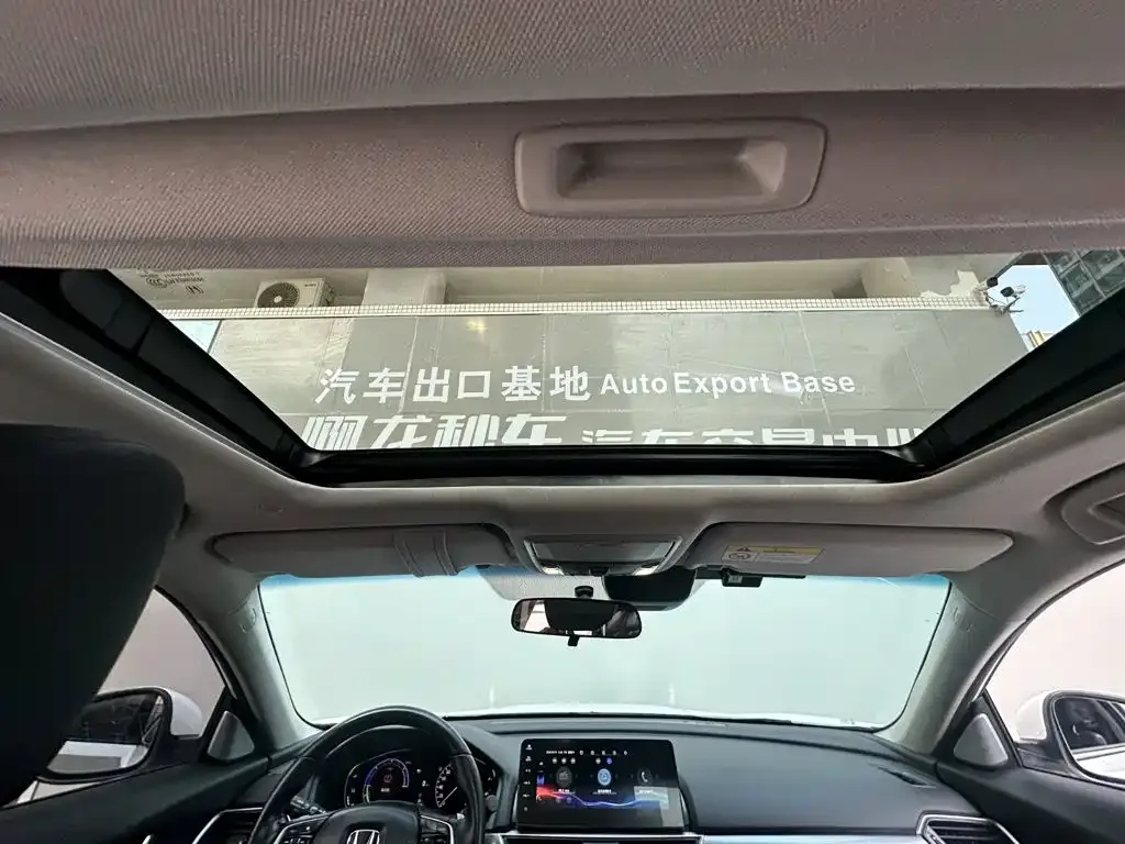 Honda Accord 2022 Sharp Hybrid 2.0L Sharp Leader Edition — Фото автомобиля 13