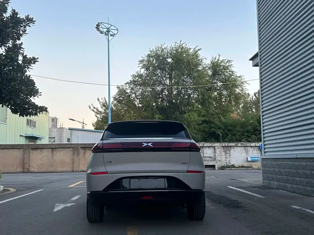 Xpeng G3 — Фото автомобиля 6