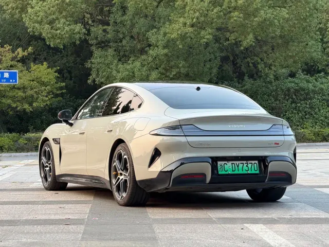 Xiaomi SU7 — Фото автомобиля 4