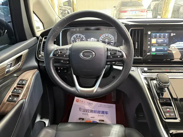 GAC Trumpchi M8 — Фото автомобиля 10