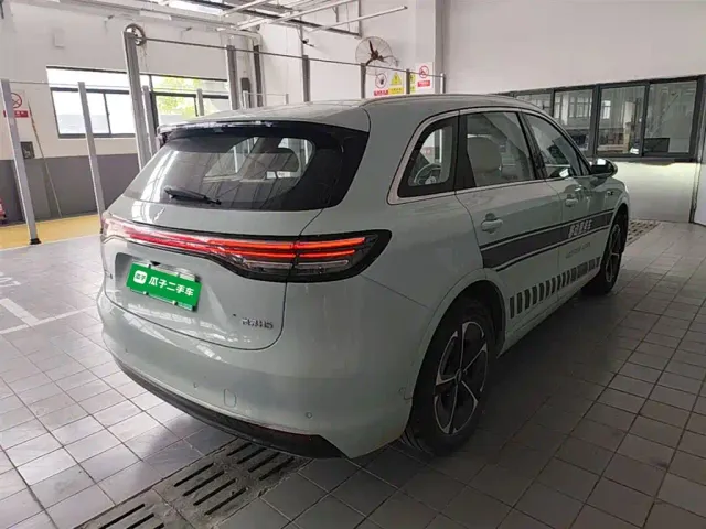 Shangjie SUV — Фото автомобиля 6