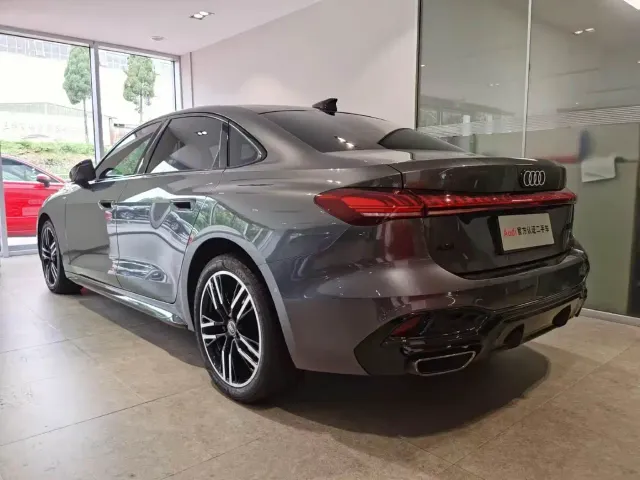 Audi A5L — Фото автомобиля 4
