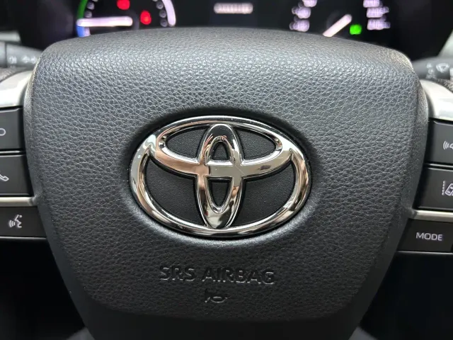Toyota Granvia — Фото автомобиля 25