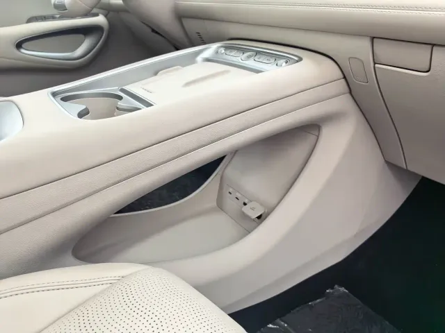 BYD Seal 05 DM-i — Фото автомобиля 27