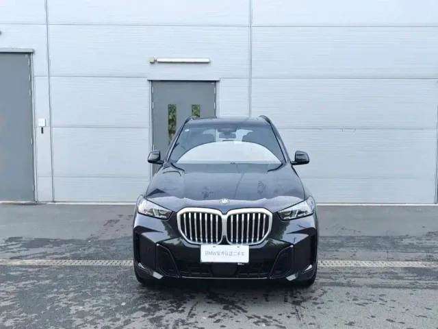 BMW X5 — Фото автомобиля 2