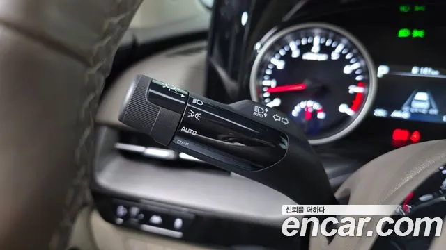 Kia Canival Carnival 4 поколение Бензин 11 мест Prestige — Фото автомобиля 15