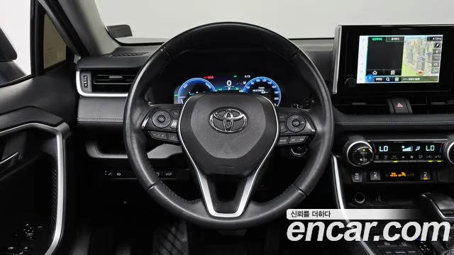 Toyota RAV4 — Фото автомобиля 14