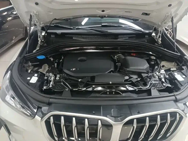 BMW BMW X1 2025 sDrive25Li X Design Package — Фото автомобиля 19