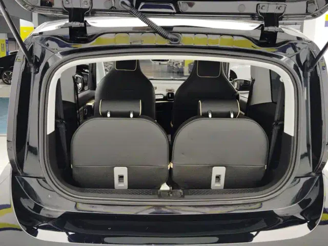 Baojun KiWi EV — Фото автомобиля 4