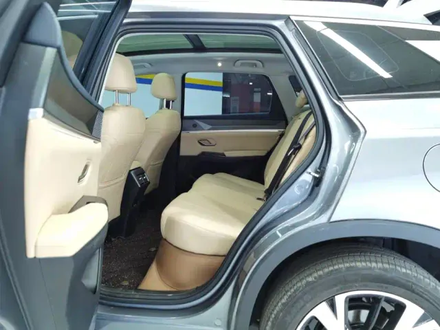 BYD Song Pro — Фото автомобиля 11