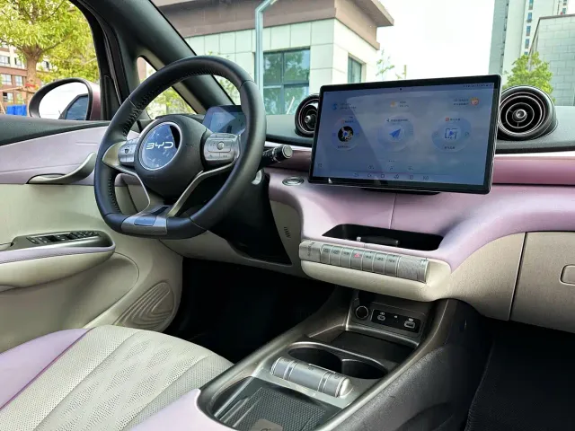 BYD Dolphin — Фото автомобиля 7