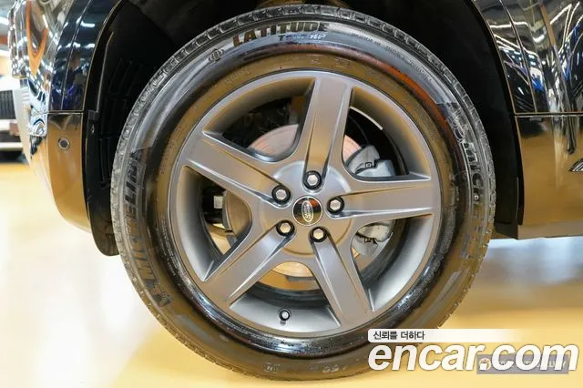 Land Rover Defender Defender (L663) 110 P300 X-Dynamic SE — Фото автомобиля 11