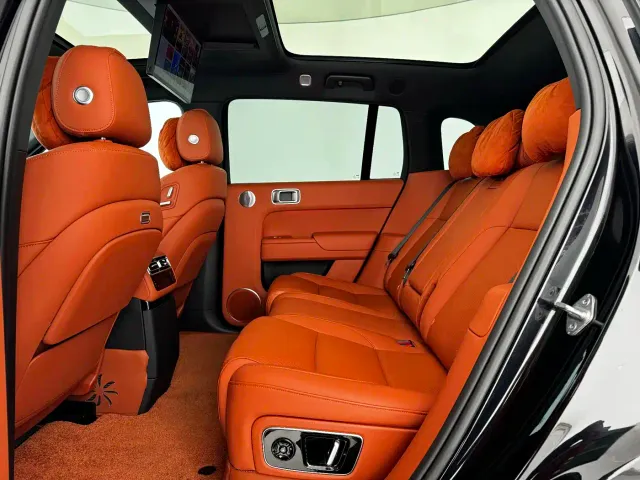 Li Auto L7 — Фото автомобиля 8