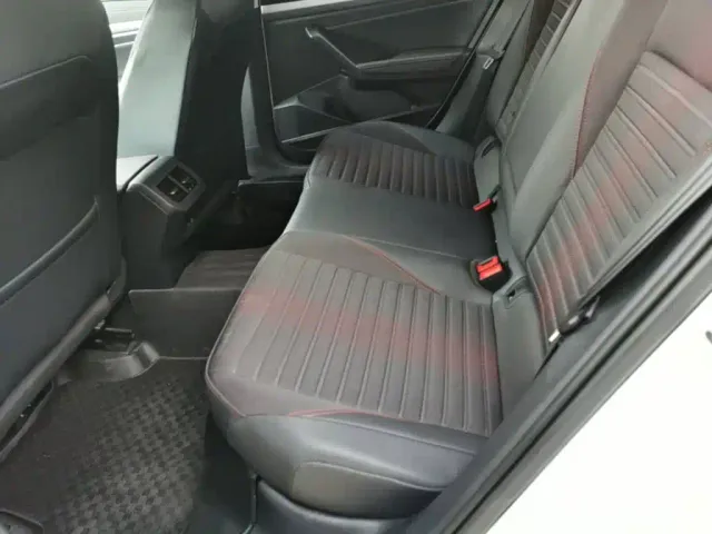 Volkswagen Lavida — Фото автомобиля 16