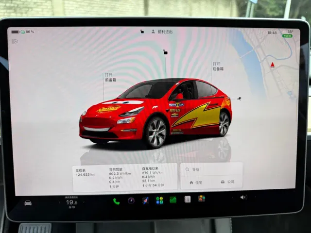 Tesla Model Y — Фото автомобиля 12