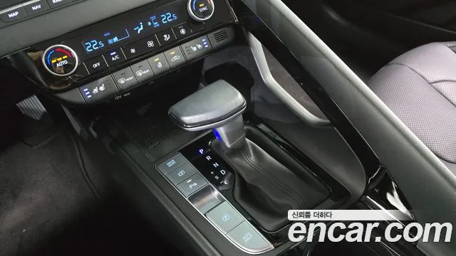 Hyundai Avante CN7 — Фото автомобиля 9