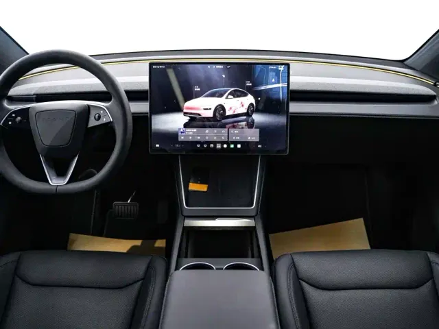 Tesla Model Y — Фото автомобиля 14