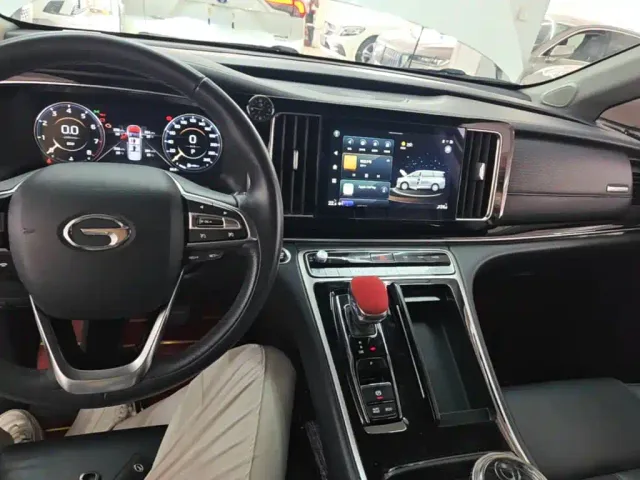 GAC Trumpchi M8 — Фото автомобиля 9