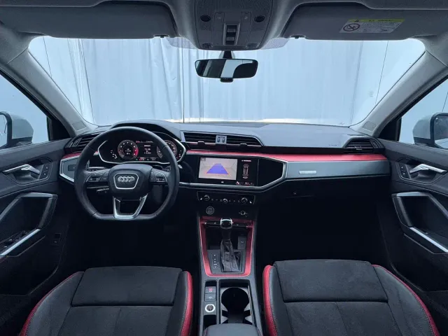 Audi Q3 — Фото автомобиля 14