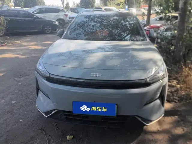 Geely Galaxy L6 — Фото автомобиля 2