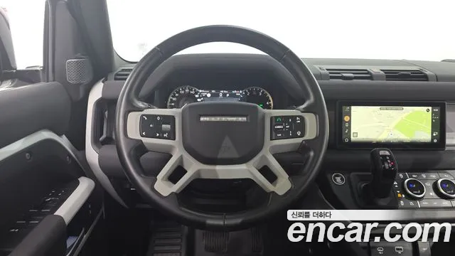 Land Rover Defender — Фото автомобиля 20