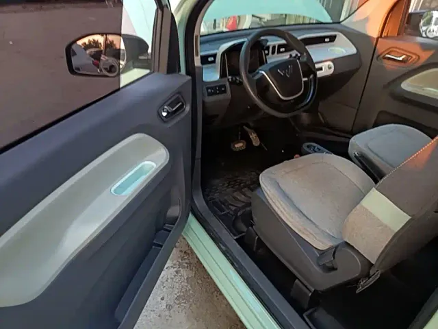 Wuling Hongguang Mini EV — Фото автомобиля 15