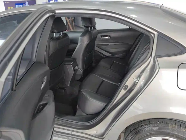Toyota Corolla — Фото автомобиля 11