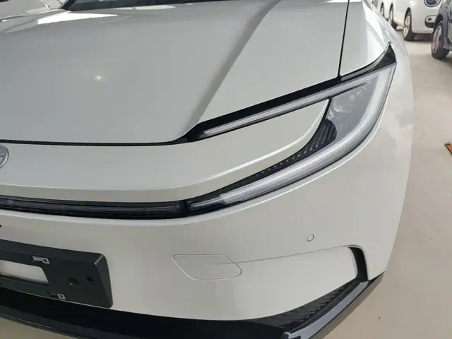 Toyota bZ5 — Фото автомобиля 23
