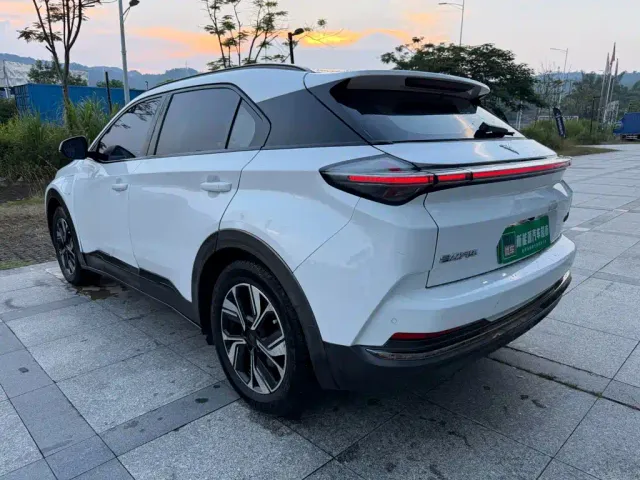 Nezha Auto Neta U 2023 Neta U-II Challenge Edition 500 (LFP) — Фото автомобиля 4