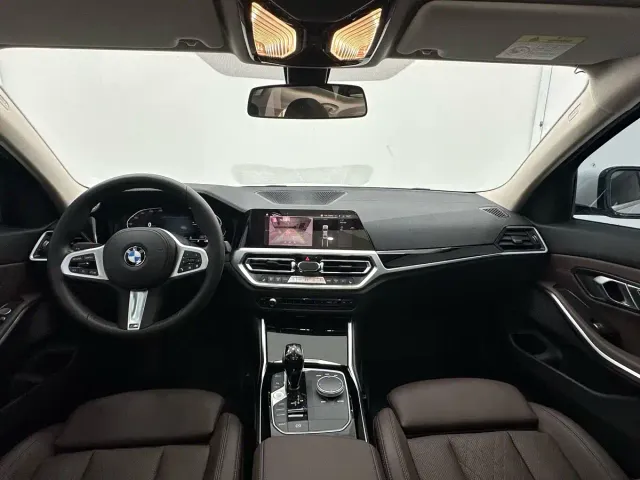 BMW 3 Series — Фото автомобиля 12