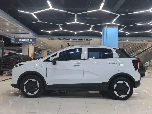Geely Geometry E Firefly — Фото автомобиля 2