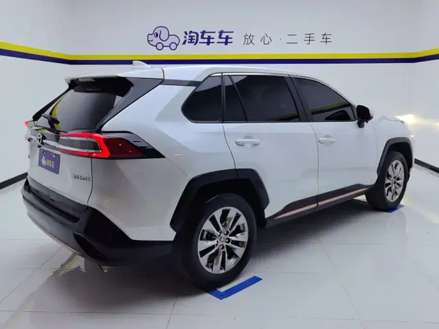 Toyota Wildlander — Фото автомобиля 3