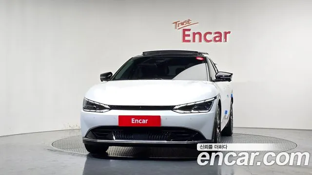 Kia EV6 — Фото автомобиля 3