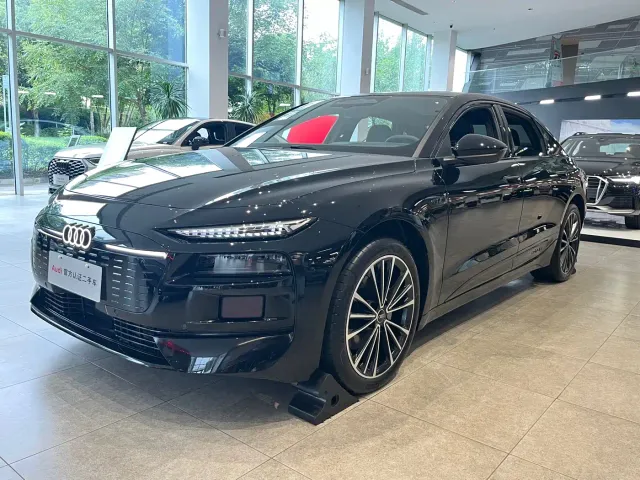 Фотография автомобиля — Audi A6L e-tron