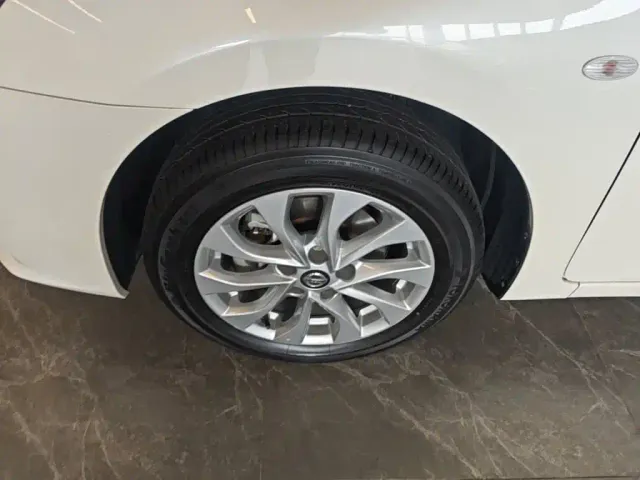 Nissan Sylphy — Фото автомобиля 22