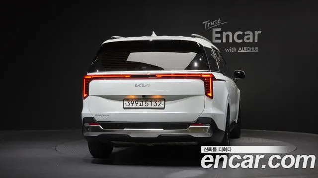 Kia Canival Новый Carnival 4 поколение Дизель 7 мест Signature — Фото автомобиля 4