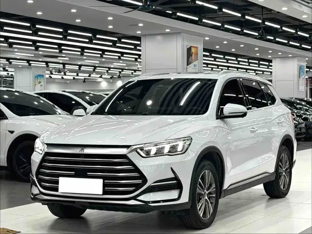 Фотография автомобиля — BYD Song Pro