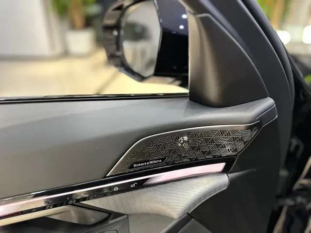 BMW 5 Series — Фото автомобиля 6