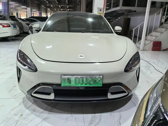 Xiaomi SU7 — Фото автомобиля 2