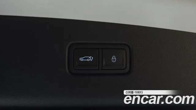 Genesis GV70 2.5T Бензин AWD — Фото автомобиля 24