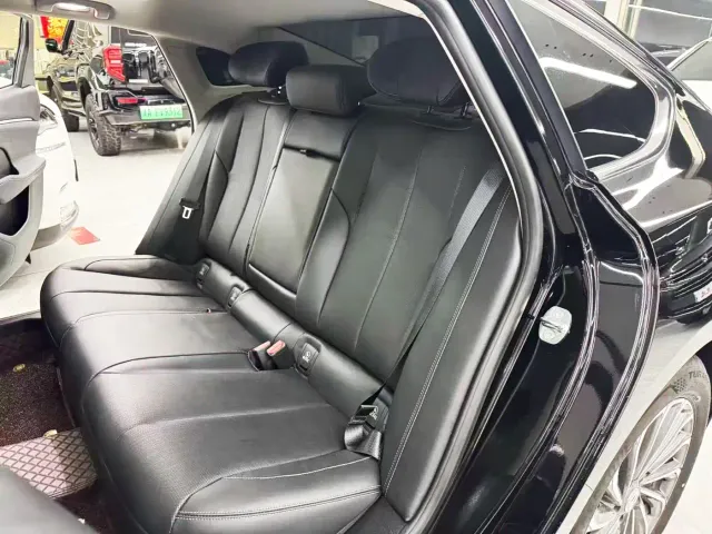 Buick LaCrosse — Фото автомобиля 11