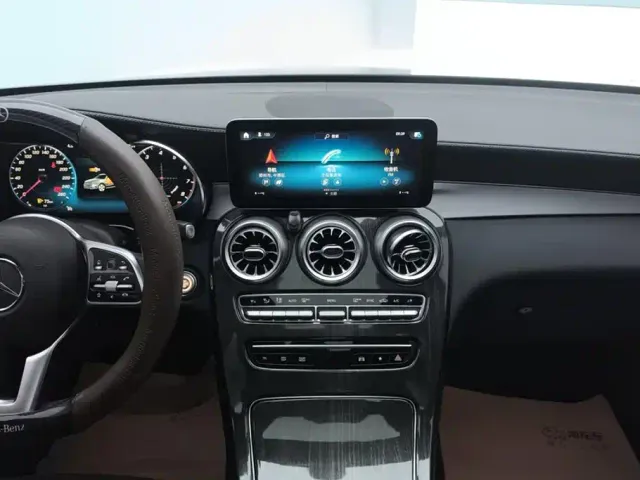 Mercedes-Benz GLC-Class — Фото автомобиля 13