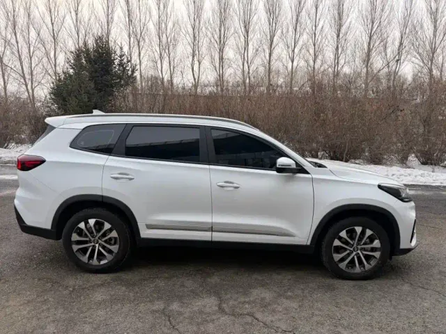 Chery Tiggo 8 — Фото автомобиля 3
