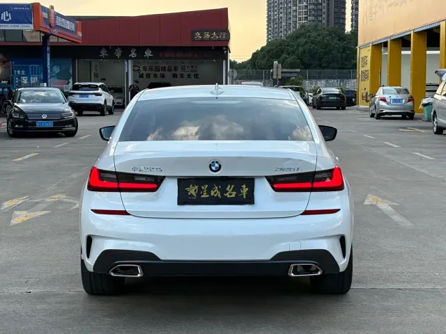 BMW 3 Series — Фото автомобиля 18