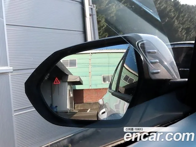 Hyundai Kona SX2 — Фото автомобиля 6